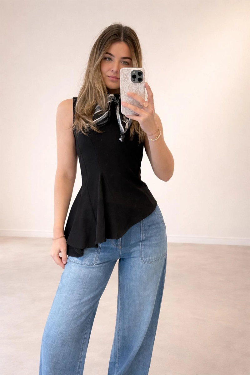 Lilly top